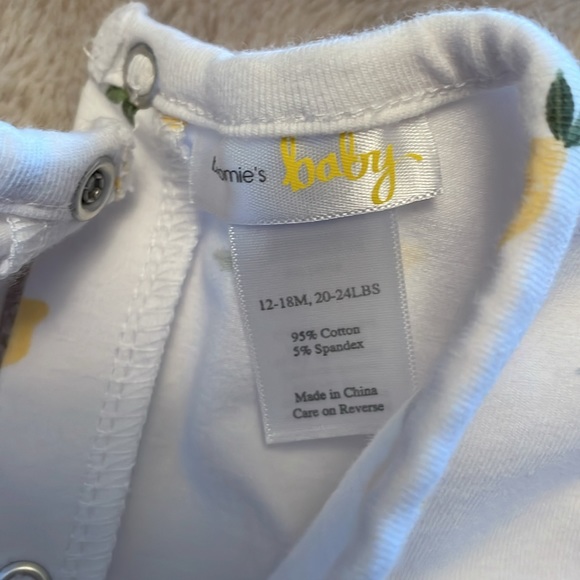 Bloomingdale’s Baby Lemon Pattern Dress NWOT - Picture 2 of 4